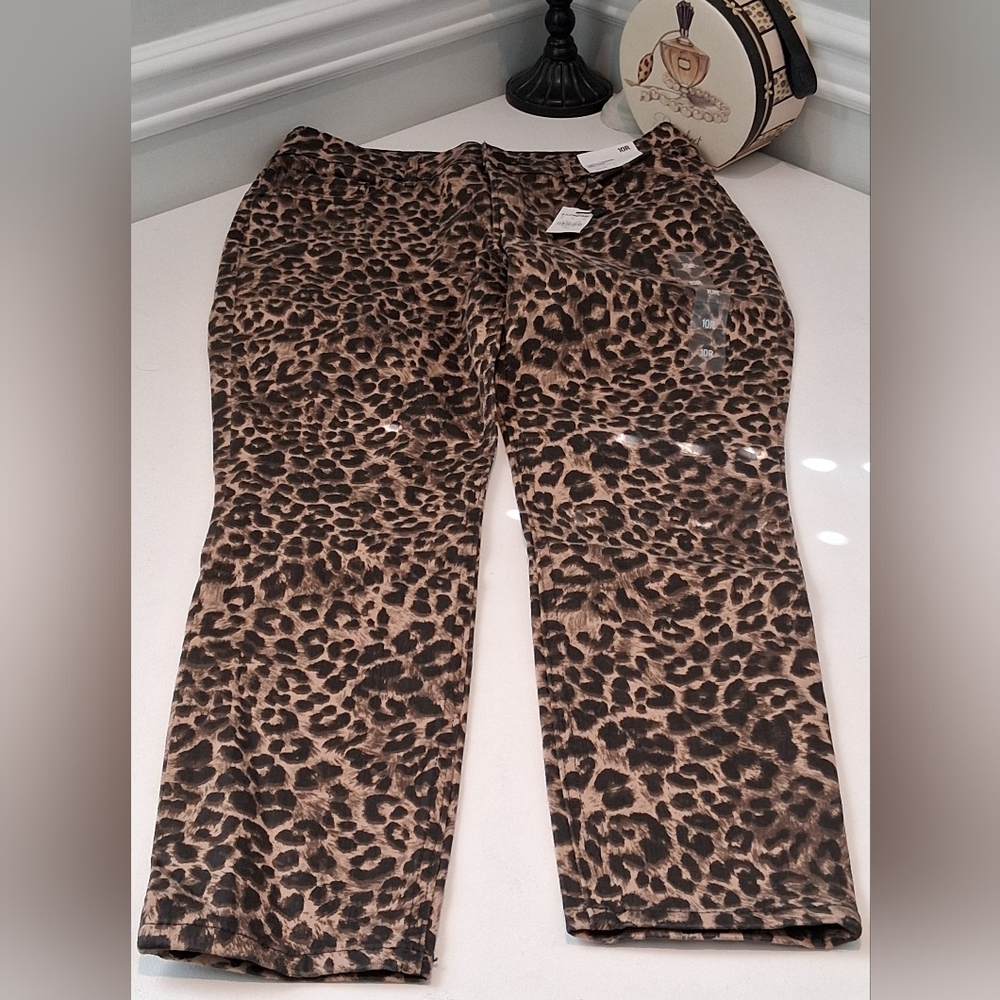 🦥 Express Leopard Print Jeans🦥